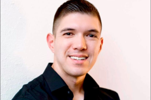 the headshot of optometrist Aaron Neufeld of ODs on Finance