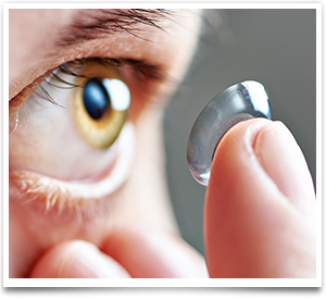 Contact lens and eye