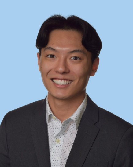 headshot of Student Change Agent Chris Kang with blue background